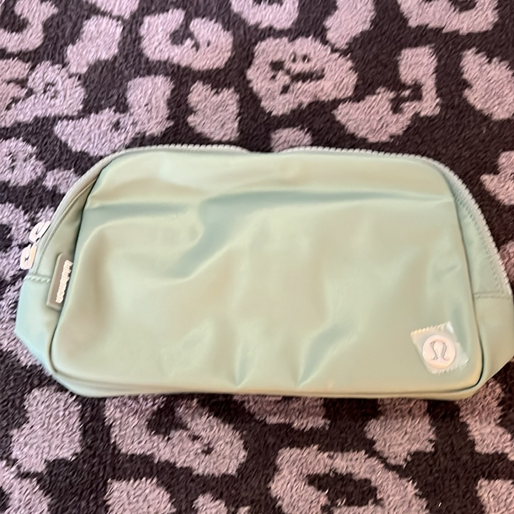 Lululemon Everywhere Belt Bag Large 2L